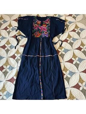 Vintage 1970s indigo dyed hand embroidered cotton dress from Guatemala  Size M